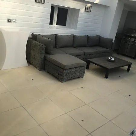 Loft Piscine Privee * Ouistreham